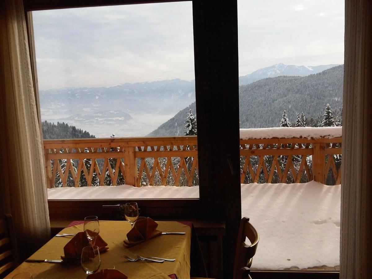 Albergo Croce D'Aune Pedavena Exteriér fotografie